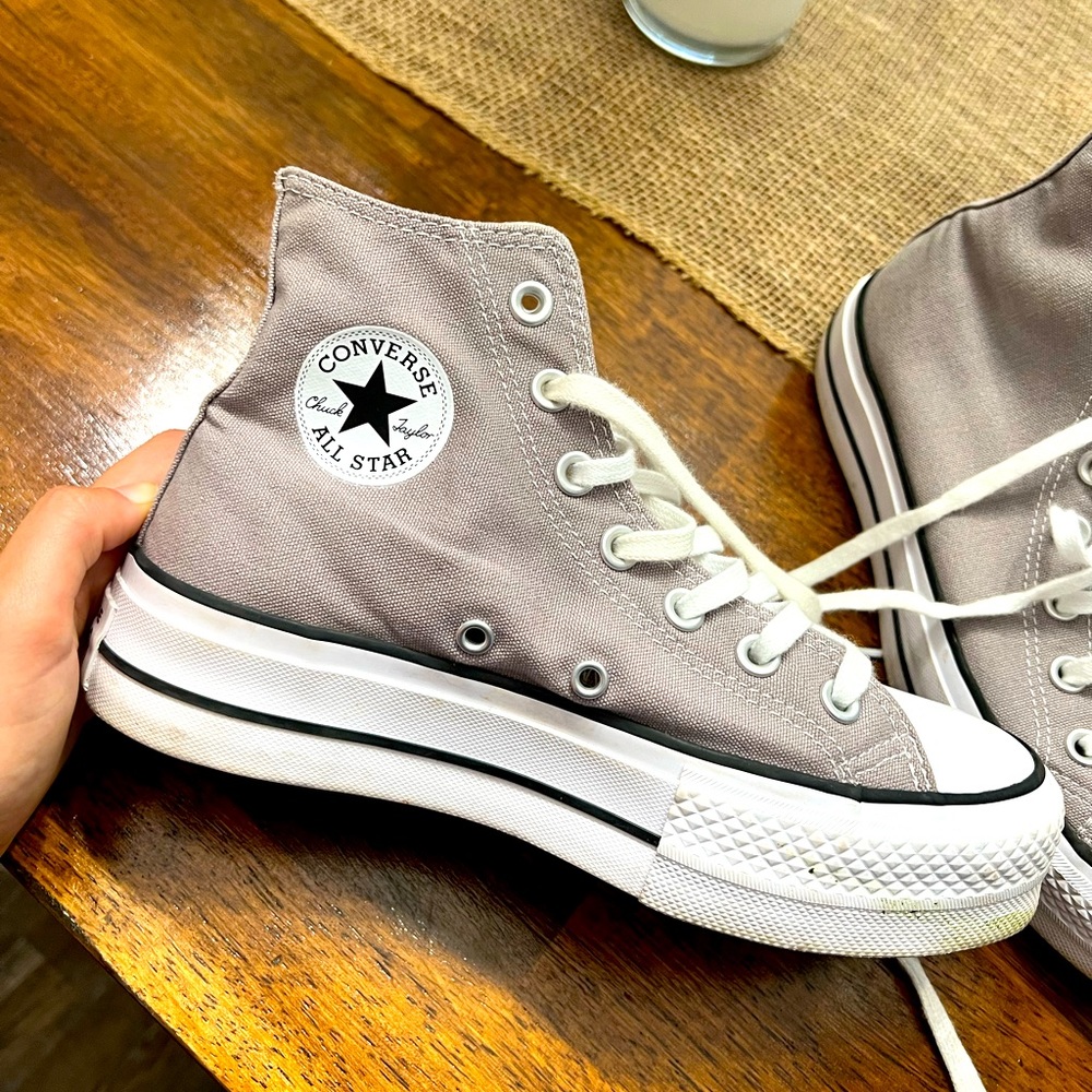 Grey platform converse